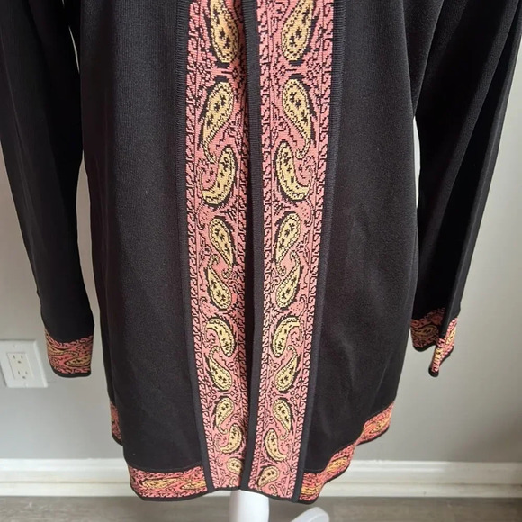 Exclusively Misook Black Pink Paisley Embellished Cardigan Acrylic - Picture 4 of 7